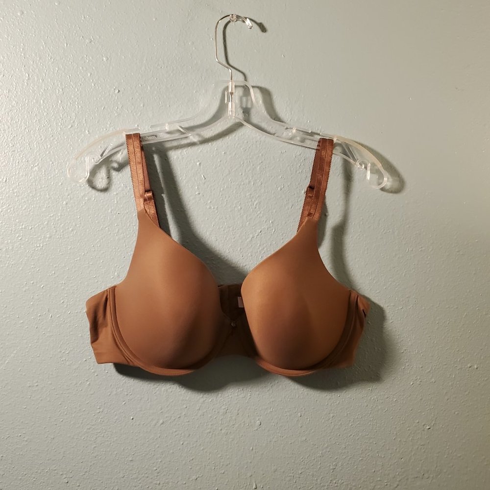 NWOT Auden Lightly Lined Bra 40C